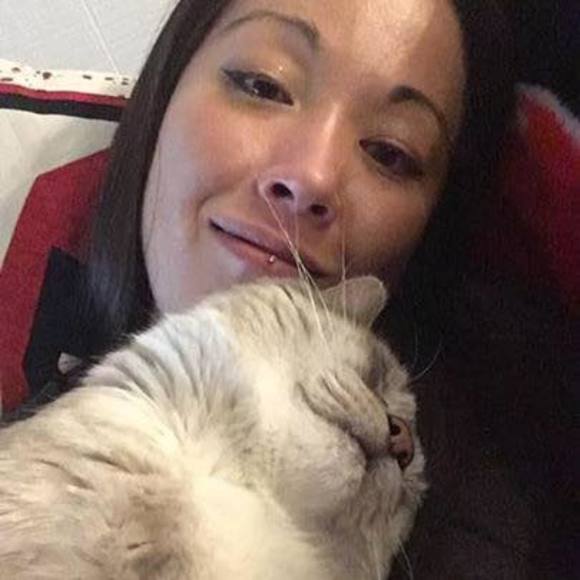 Meet your Posher, Lindsay - Picture 1 of 1